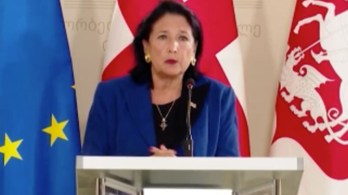 Gürcistan’da ifadeye çağırılan Cumhurbaşkanı Zurabişvili’den açıklama