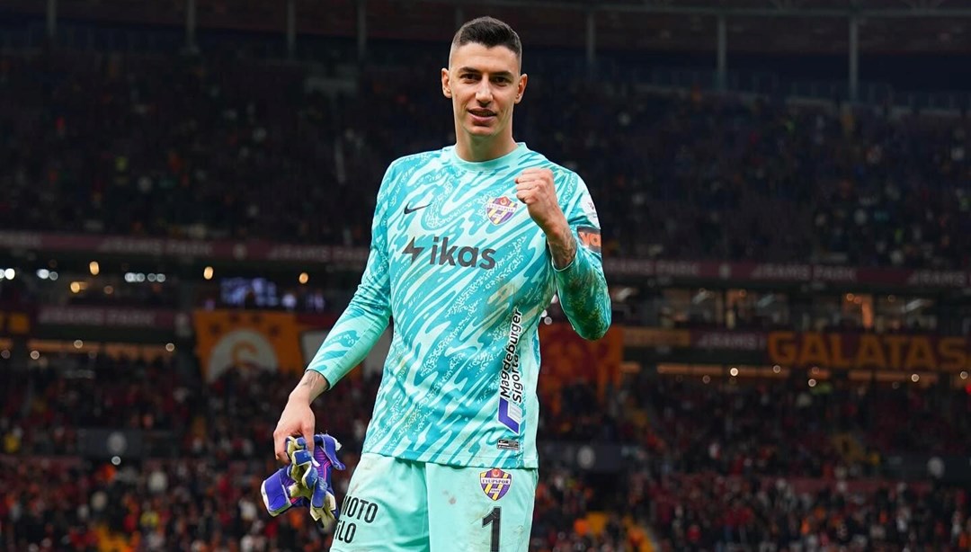 Berke Ãzer Galatasaray’a gidecek mi? Transfer iddialarÄ±na yanÄ±t