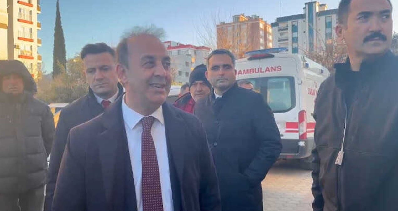 Evine gelen polis çılgına döndü: İl Emniyet Müdürü ikna etti