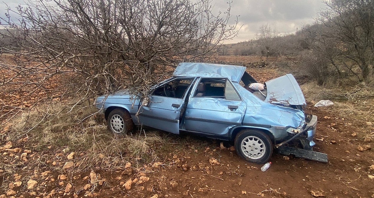 Mardin’da otomobil takla attı: 5 yaralı