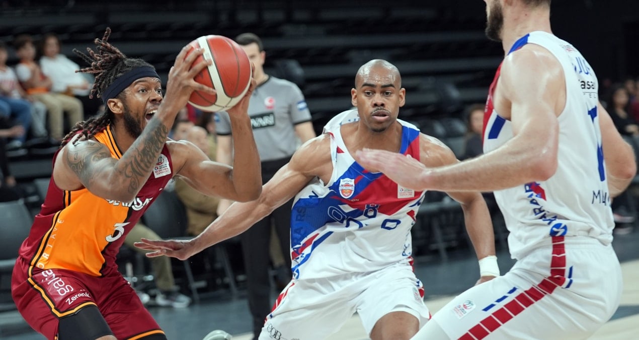 Galatasaray evinde Büyükçekmece Basketbol’a yenildi