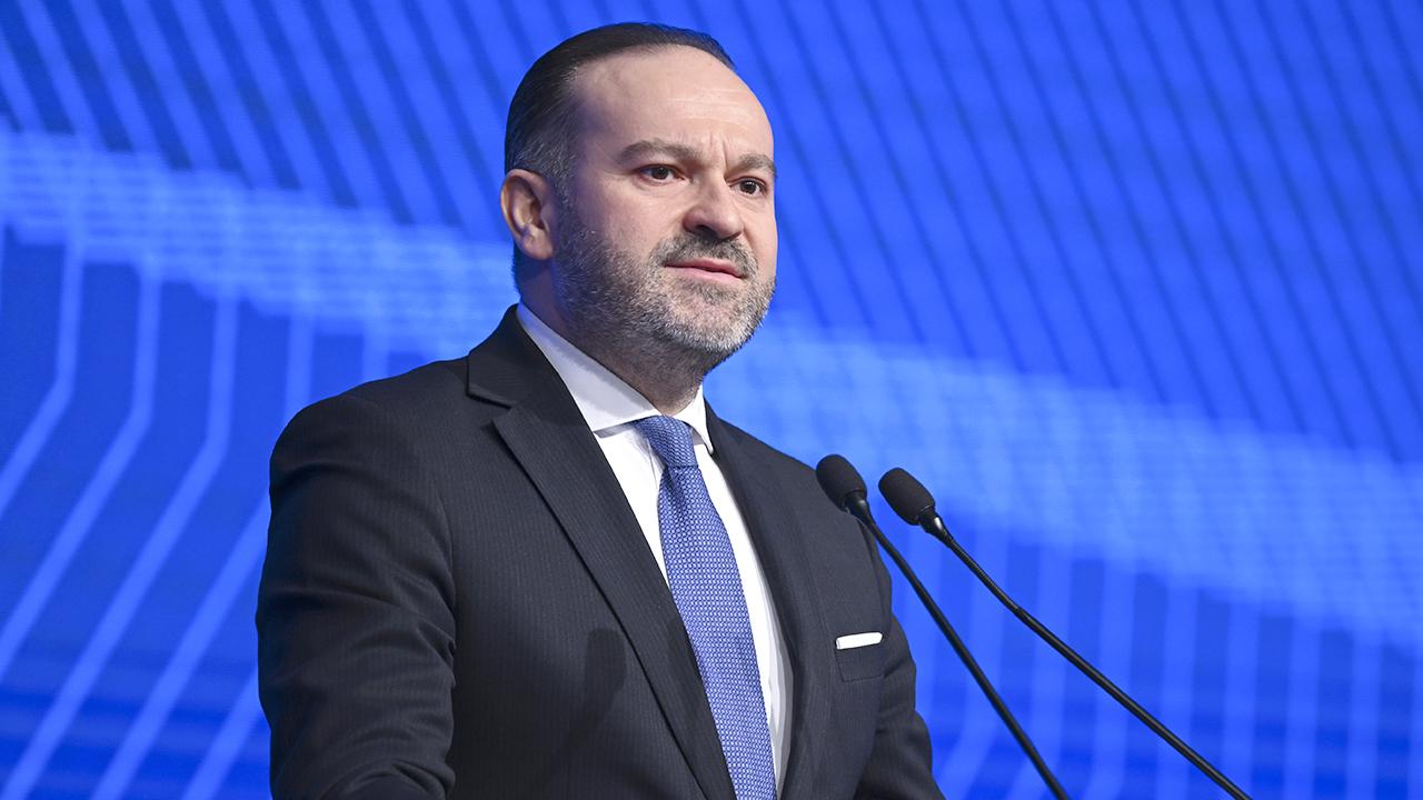 TRT Genel Müdürü Sobacı: Alçakça hakaretler savuran şeref yoksunlarını telin ediyorum