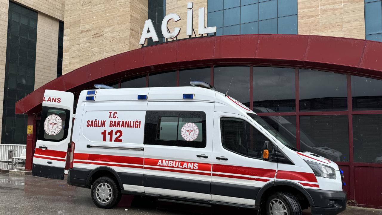 Yemekte tavuk yiyen 188 işçi hastanelik oldu